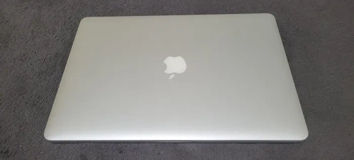 Macbook pro I7 16g ram 250 ssd 15 polegadas 