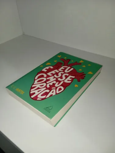 Livro Eu e Esse Meu Coração| C. C. Hunter