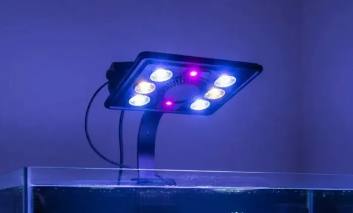 Luminária aquário marinho MaxSpect mj165