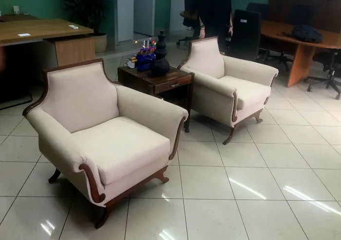 Reforma ou fabricação do seu estofado( sofa, poltrona,  puffs, cabeceiras ) 