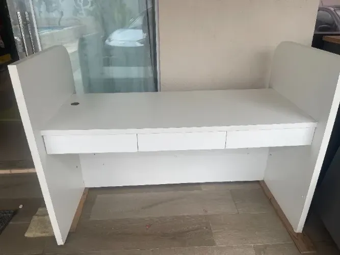 Mesa Estação de Atendimento 1,54m com 3 Gavetas