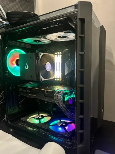 PC GAMER I9 9900K 32GB RAM RTX 2080TI 11GB
