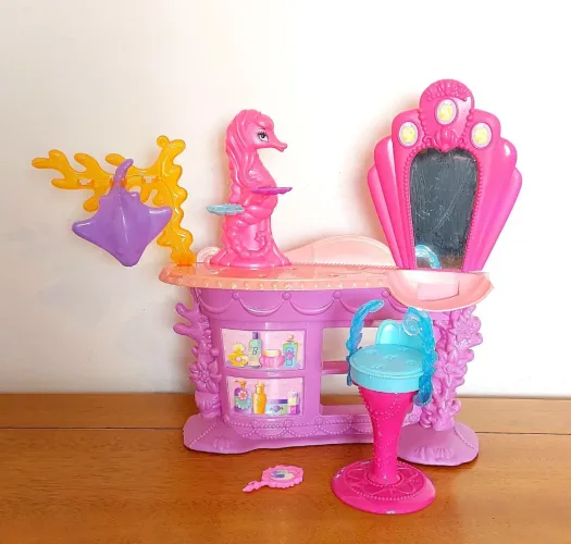 Penteadeira de sereia Barbie