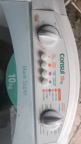 Máquina de Lavar Consul Mare 10 kg funcionando