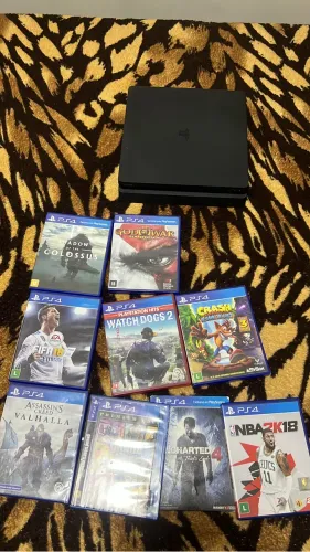 Vendo PS4 Slim em ótimo estado, funcionando perfeitamente