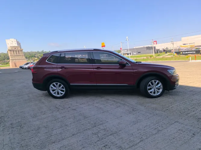 Volkswagen Tiguan Allspac Comf 250 TSI 1.4 Flex 2018