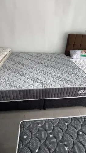CAMA SUPER KING DE MOLAS ENSACADAS