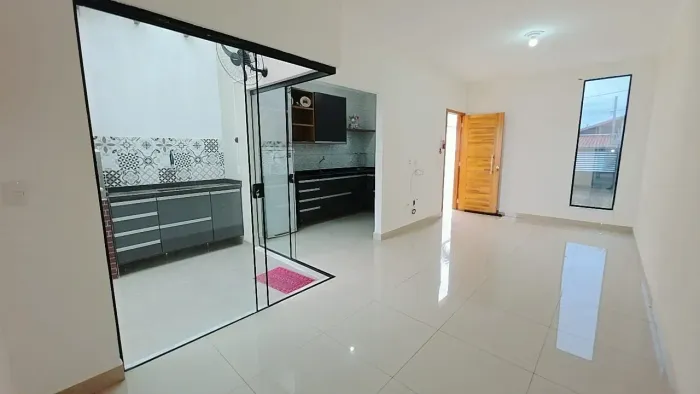 Imóvel para venda possui 68 metros quadrados com 2 quartos em Jardim do Lago I - Taubaté -