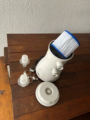 Vendo filtro para piscina Mor Splash Fun, vazão de 2.200 litros