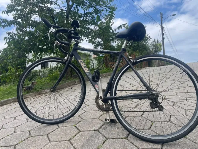 Bicicleta Speed Caloi 10 Alumínio - Pneus Novos + Guidão Triatlo + Ciclocomputador Cateye