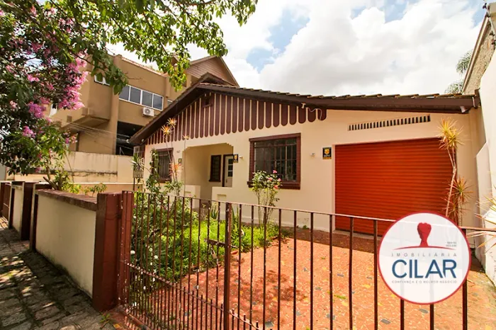 Imobiliária Cilar Aluga Casa 3 Quarto no Alto da Rua XV com 180m², Ref. 07610.008-CILAR