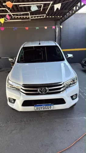Toyota Hilux CD SRX 4X4 2.8 TDI 16V Diesel Aut. 2018