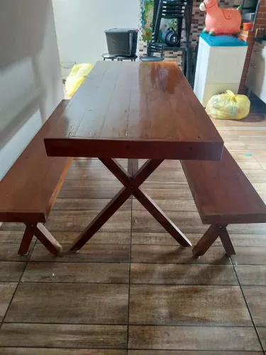 Mesa para área de churrasqueira 