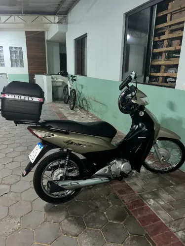 BIZ 125 - ES - 2010 - em perfeito estado