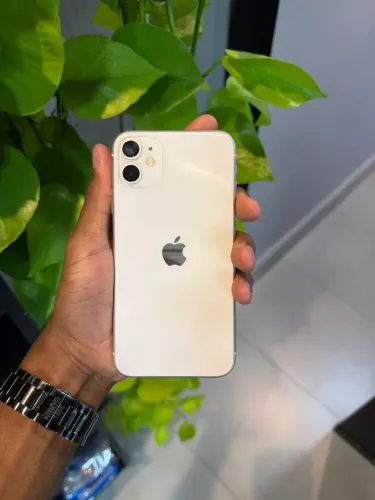 iPhone 11 128g todo original