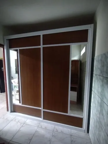 Guarda roupa, entrega + montagem