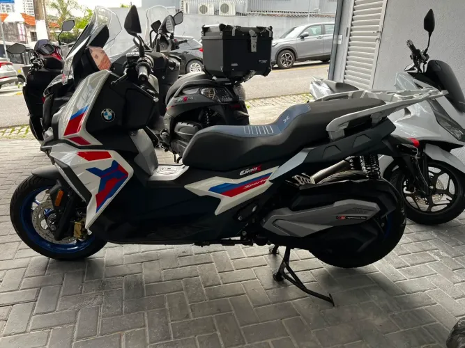 C400 X sport 2024