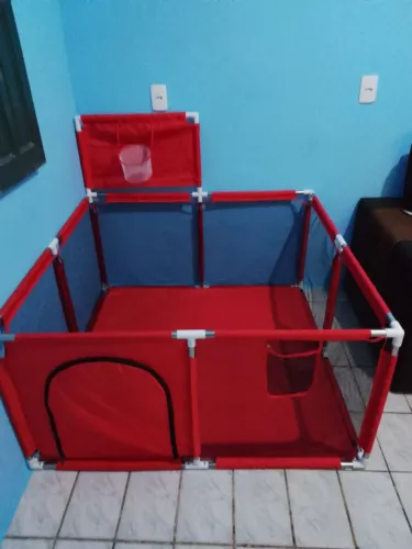 Cercado infantil. Usou muito pouco
