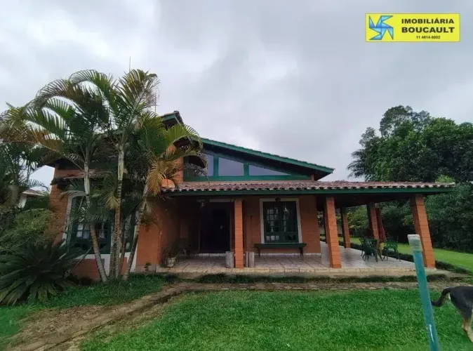 Casa em Condomínio 3 Dorms, Suíte, Piscina e Pomar  Rincão, Cotia/SP