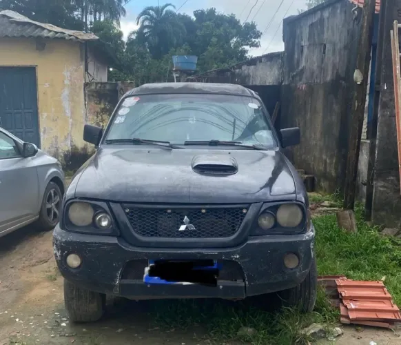 Mitsubishi L200 GL 2.5 4X4 CD Diesel 2011
