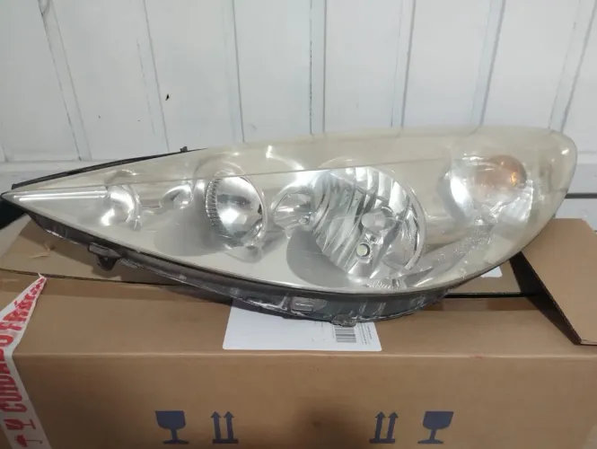 Farol Peugeot 207