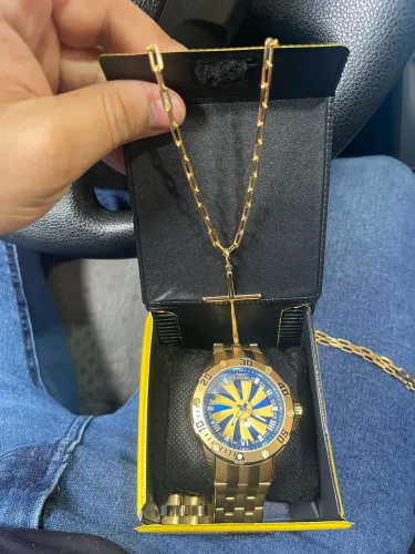 Relógio e cordão banhado ouro