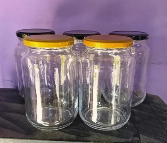 Potes de Vidro 600ml com Tampa de Metal 66unidades