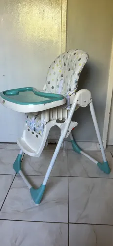 Cadeira de alimentação