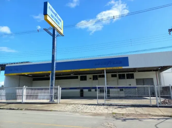 GALPÃO PARA LOCAÇÃO - ÀS MARGENS DA RODOVIA PRESIDENTE DUTRA | PINDAMONHANGABA/SP