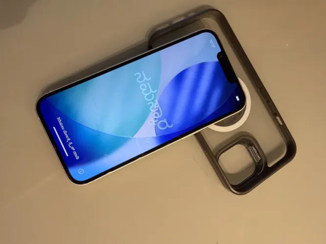 iPhone 14