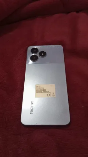 Realme note 50 - impecável pra sair rápido