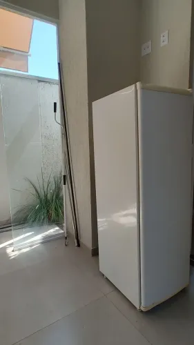 Refrigerador Consul CRC24C88NA 220V 231L - Usado em ótimo estado