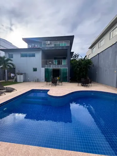 Casa Duplex no Residencial Adrianópolis, 685m2, 4 suítes, piscina, completa. Morada do Sol