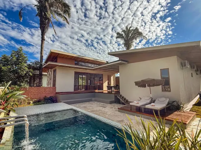 Linda Casa Naia Condomínio Fechado Alto Paraíso de Goiás