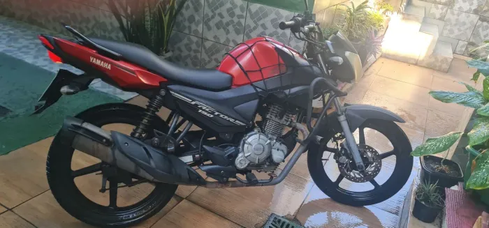 Vendo ou troco por carro de mesmo valor