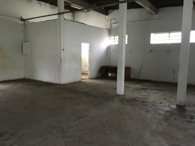 GALPÃO COMERCIAL NO ALVARENGA