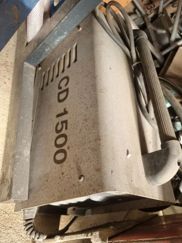 Máquina solda CD 1500