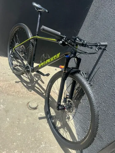 Specialized Epic HT Carbon Aro 29 - Quadro Carbono - Excelente Estado