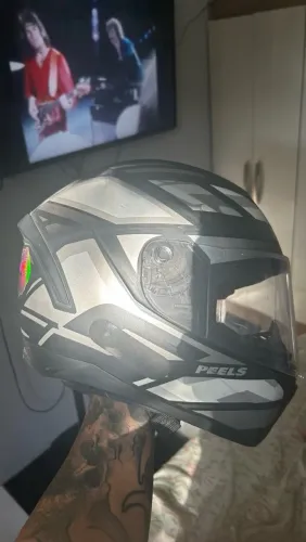 Capacete Peels tamanho 60