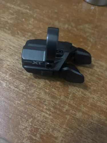 Shimano XT Di2 SW-M8250-R Clamp Shifter right (passador shimano XT di2)