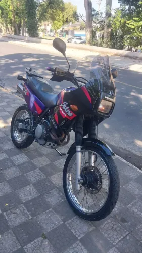 Sahara 350 vendo ou troco.
