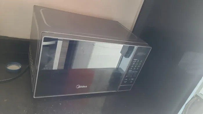 Microondas Midea Prata espelhado 20L