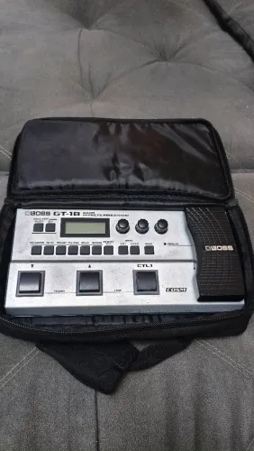 Pedaleira Boss Gt1b