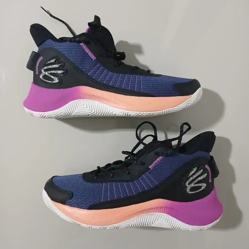 Tênis Under Armour Curry 3Z7 - 42