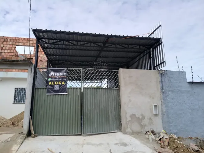 Aluga-se este galpão com boa localização