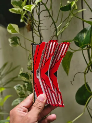Memória RAM DDR4 16GB 2x8 GB 3000Mhz RGB