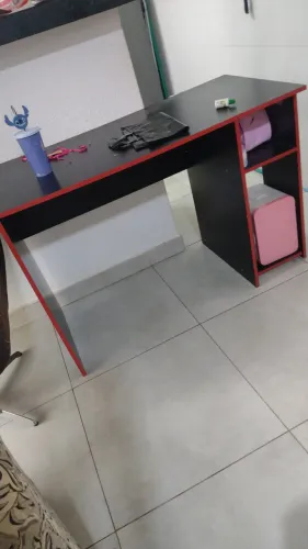 MESA DE COMPUTADOR