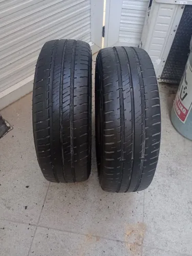 Vendo 4 pneus