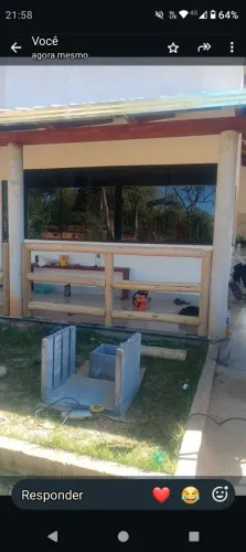 Guarda peito em eucalipto tratado para varandas
