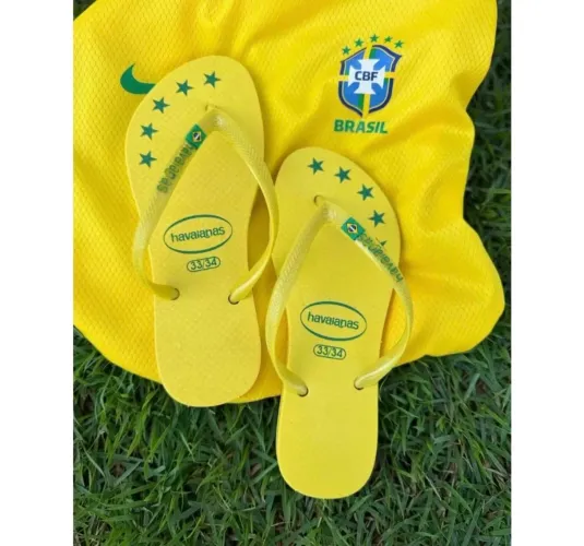 Chinelo De Dedo Feminino Brasil Varias Cores Bandeirinha Copa 2026